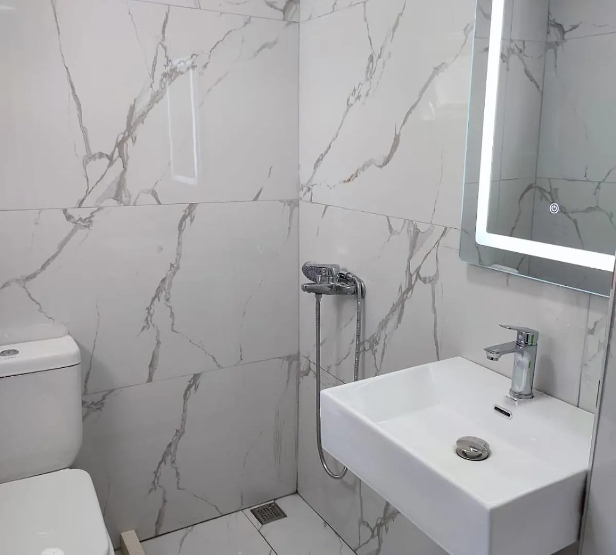 Apartment Guest House Eloid Berat
